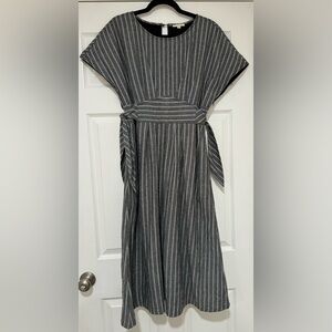 EUC bohme black white stripe dress with double side ties sz L
